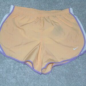 Nike Girls Tempo Running Shorts Size Large Peach